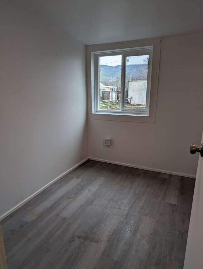 Charming 1 bedroom petfriendly house 2607 8th Ave Lewiston ID 83501 Apartment Finder