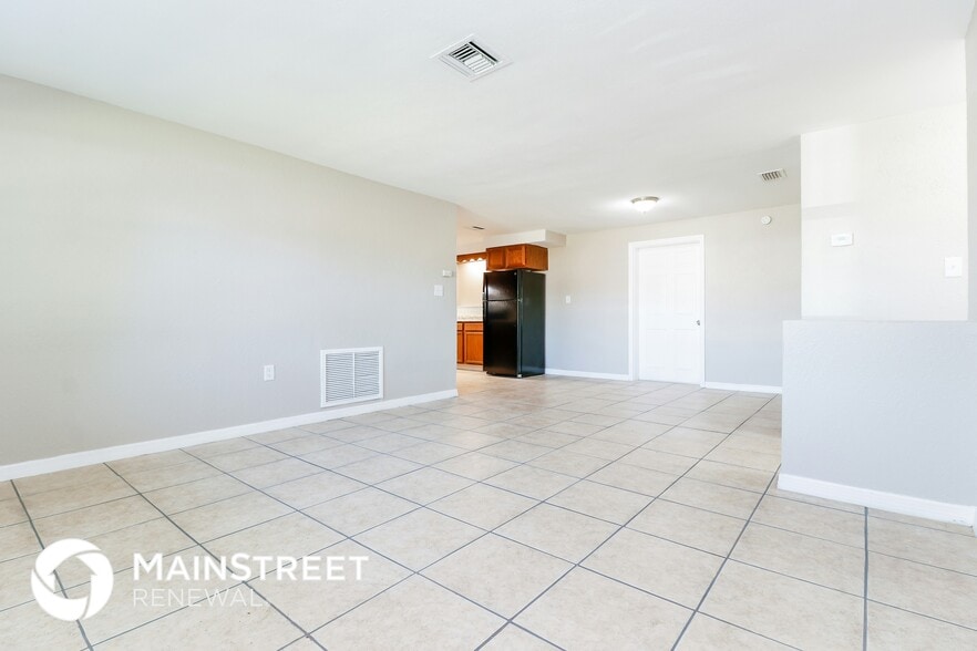 Building Photo - 1103 Chelsea Ln