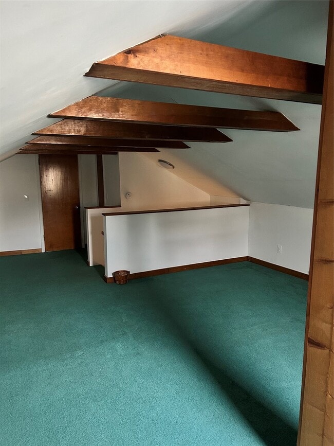 Building Photo - 74 Matthews St