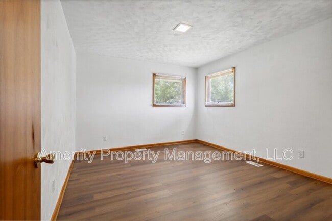 Building Photo - 1405 Todds Ln