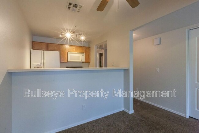 Building Photo - 3716 E University Dr