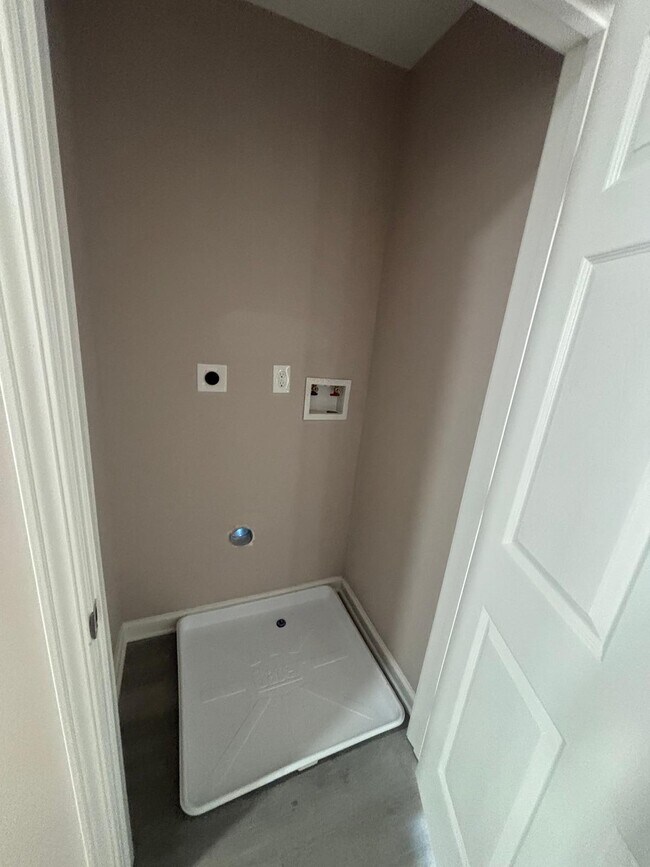 Building Photo - 1711 N Caroline St