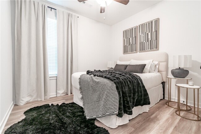 Building Photo - 452 W Gosling Isle