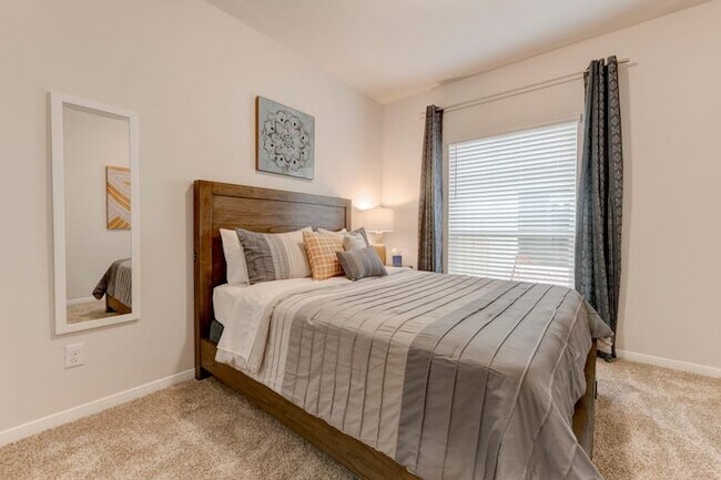 Building Photo - 3703 McCleland Crk Trl