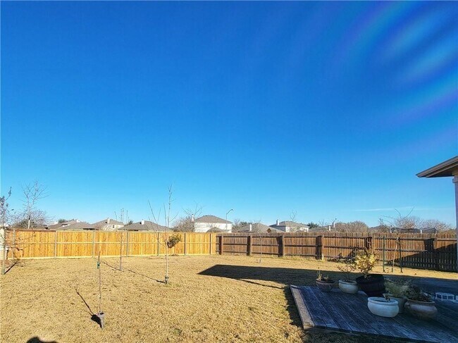 Building Photo - 3633 Soft Shore Ln