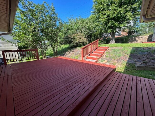 Building Photo - 5205 Nelbrook Dr