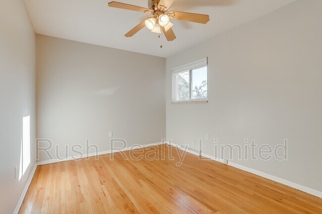 Building Photo - 4326 Raritan St