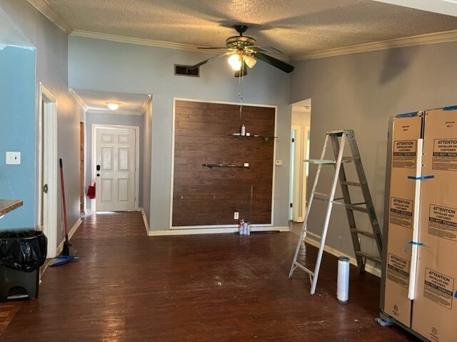 Building Photo - 6902 Colony Park Dr