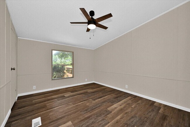 Building Photo - 575 Milligan Rd
