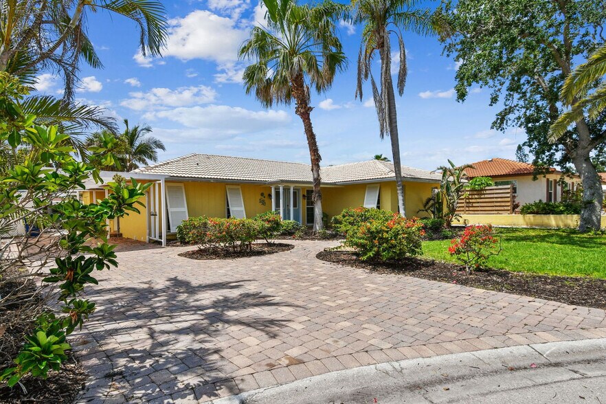 Building Photo - 338 Avenida De Paradisio
