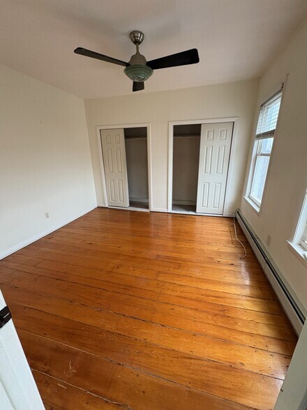 bedroom 2 - 17 Shillington Ave