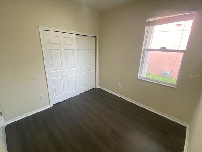 Building Photo - 2409 Spring Hollow Loop