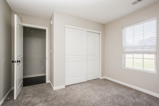 Building Photo - 4613 Sweet Whisper Ln