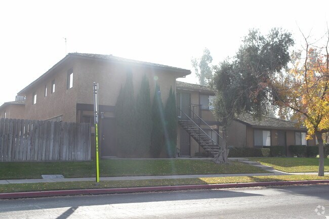 Building Photo - 1040-1070 Buena Vista Dr