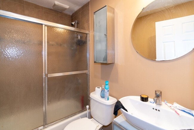 Building Photo - 9/1 No Fee! Spacious 1BR near Packard's Corner, BU, with AC!