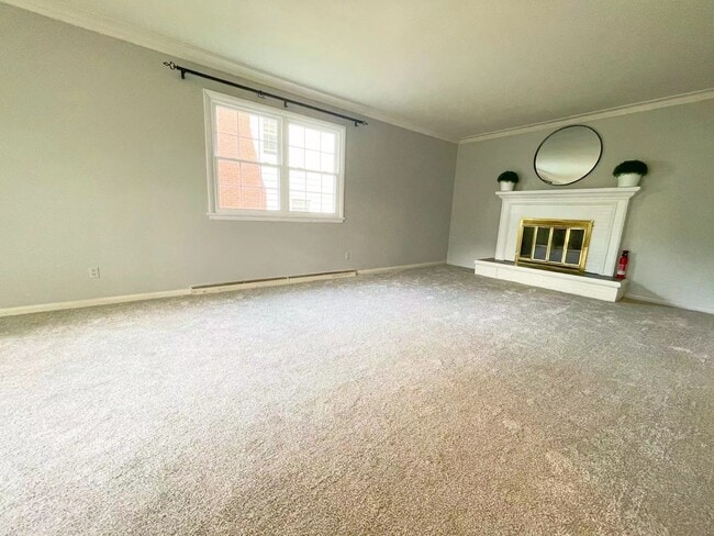 Building Photo - 309 Dorchester Rd