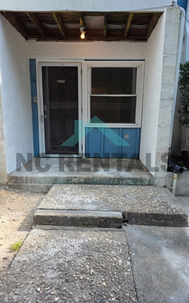 Primary Photo - 7000 Longstreet Dr