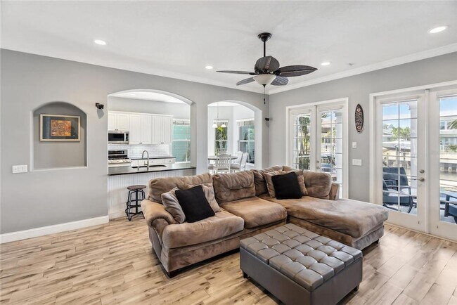 Building Photo - 428 Islebay Dr