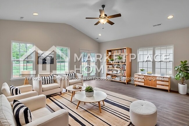 Building Photo - 1627 North St SE