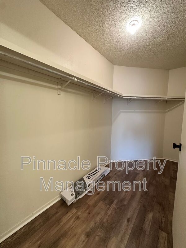 Building Photo - 3602 Gemini Dr