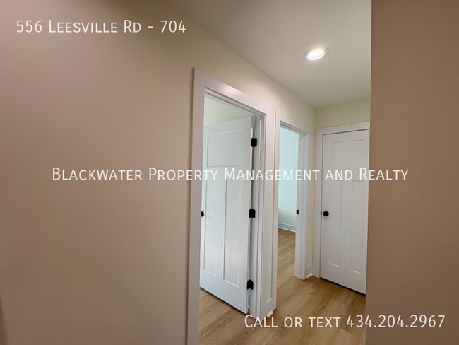 Building Photo - 556 Leesville Rd