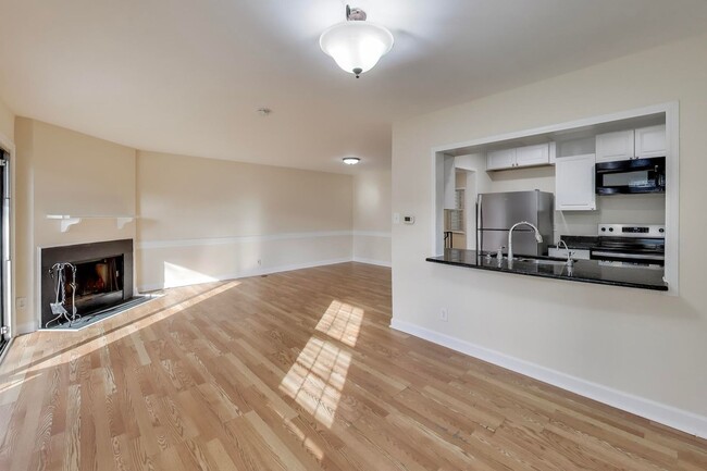 Building Photo - FRESH & READY -- Elegant 3 bedroom, 2.5 bath - 2 Level Condo!