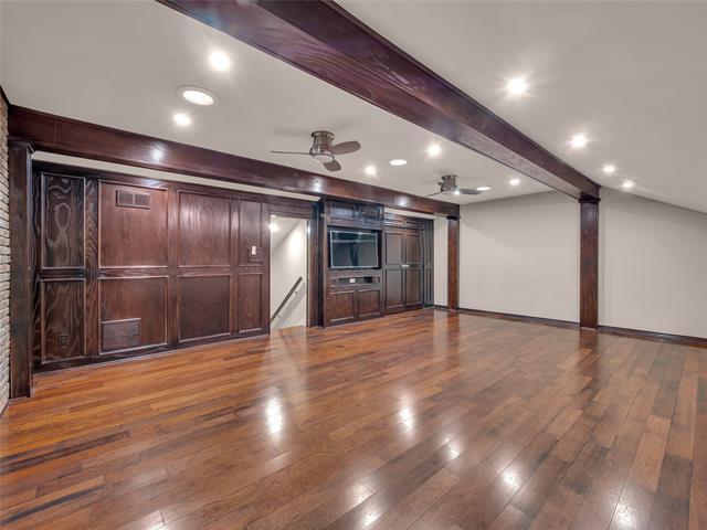 Building Photo - 6940 Clearhaven Dr