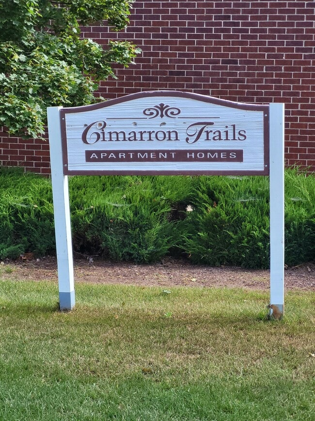 Building Photo - Cimarron Trails