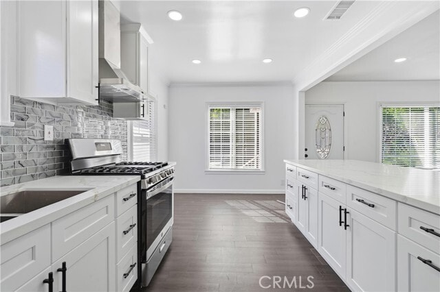 Building Photo - 8613 Higuera St