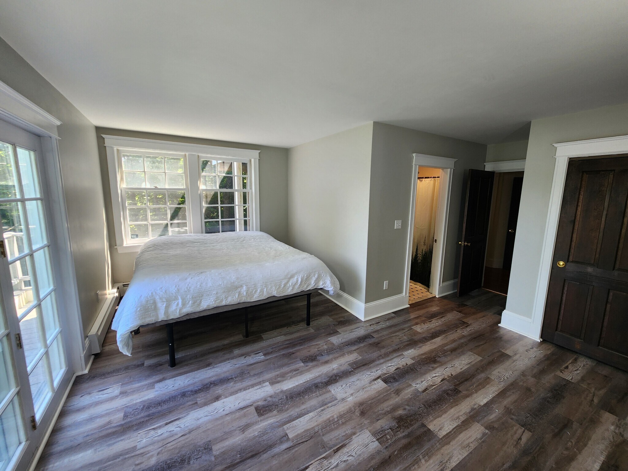 Master bedroom - 134 Mountain Rd