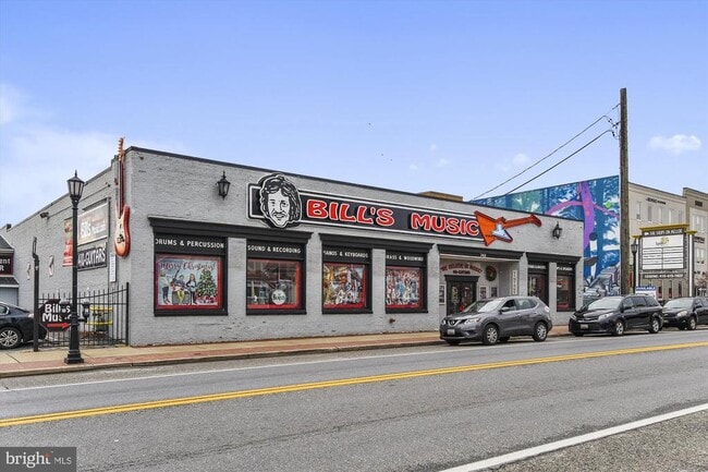 Building Photo - 5926 Old Frederick Rd