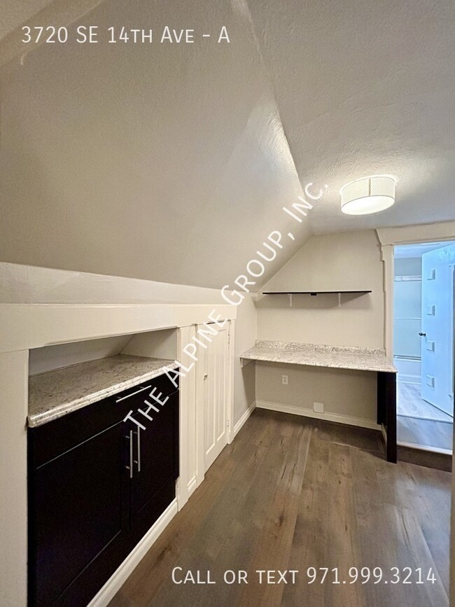 Building Photo - 1 Bedroom in Brooklyn!