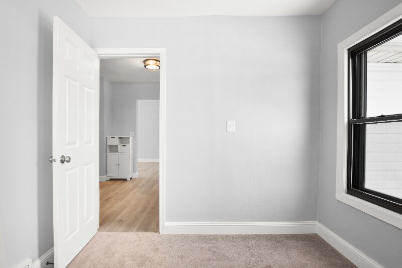 Building Photo - 417 Wilson St