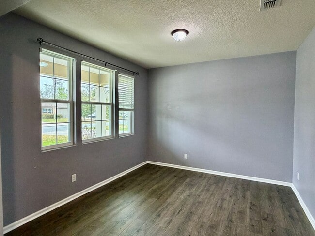 Building Photo - Spacious 5 Bedroom, 3 Bathroom Home with Flex Room, Loft & Pond View