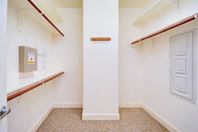 Building Photo - 4505 Eigel St