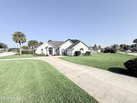 Building Photo - 11411 Kingsley Manor Way