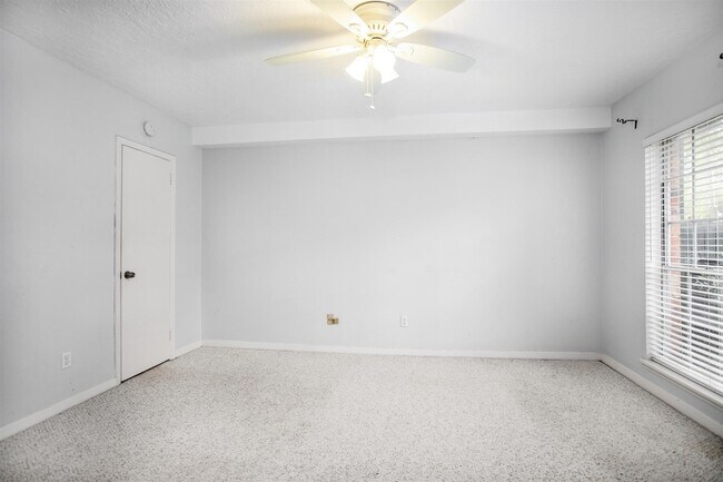 Building Photo - 3400 Timmons Ln