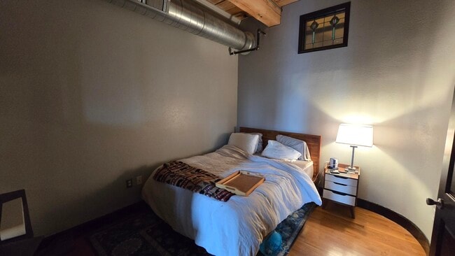 Building Photo - 602 S 9th St