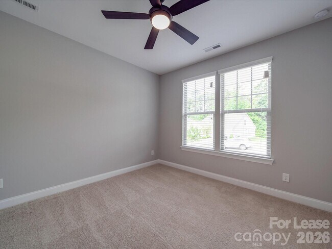 Building Photo - 14021 Goldenrod Trace Rd