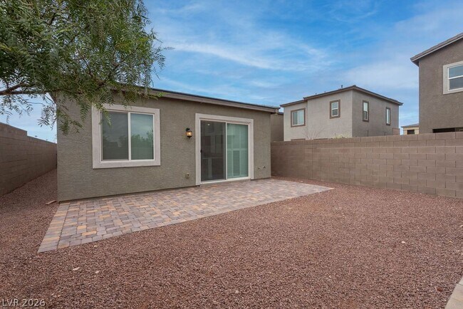 Building Photo - 8243 Vino Merlot Ave