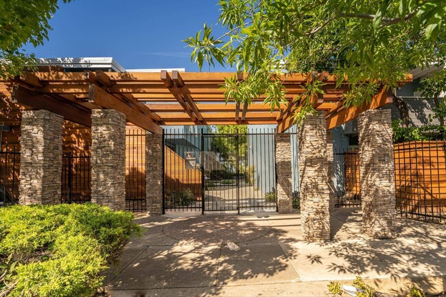 Exterior - Californian Villas
