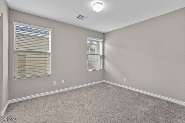 Building Photo - 12243 Loggeta Way
