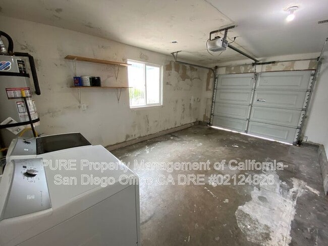 Building Photo - 3924 Glading Dr