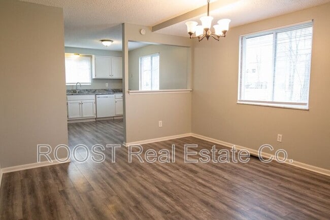 Building Photo - 942 Timothy Dr