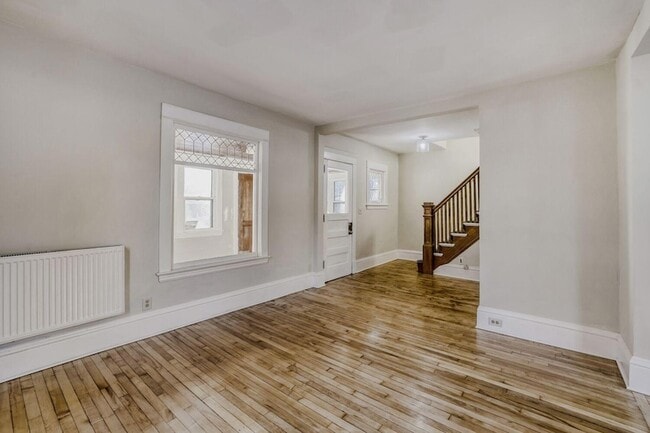 Building Photo - 2939 Russell Ave N