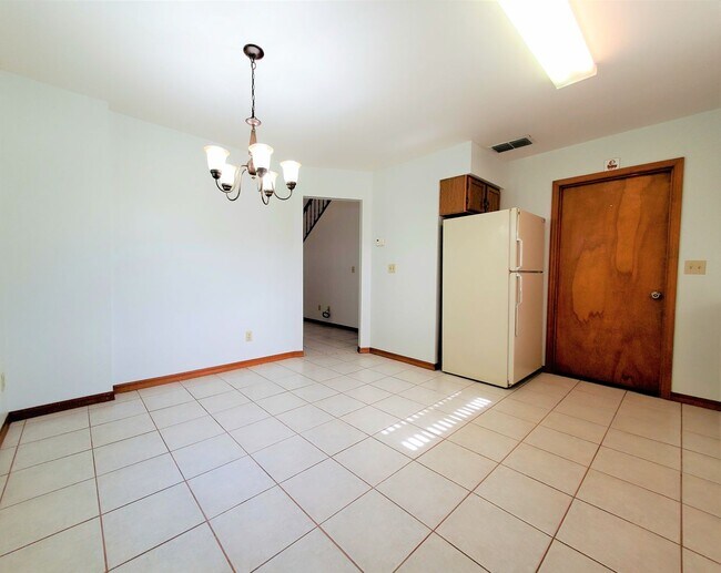 Building Photo - 1423 Disston Ave