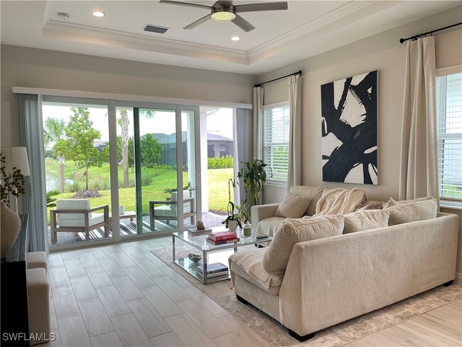 Building Photo - 9213 Cayman Dr