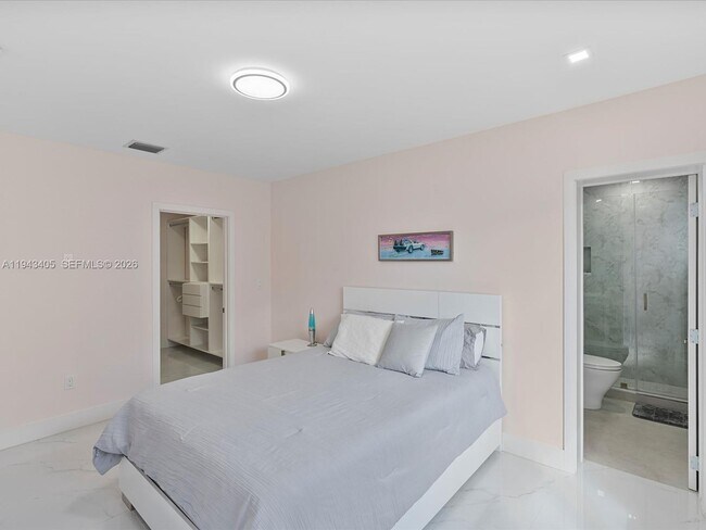 Building Photo - 4901 Grant St