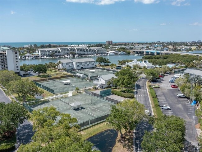 Building Photo - 11510 Shipwatch Dr