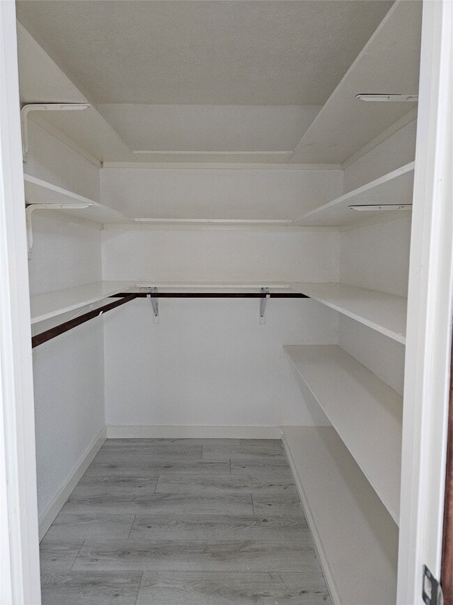 Building Photo - 16974 Balmoral St